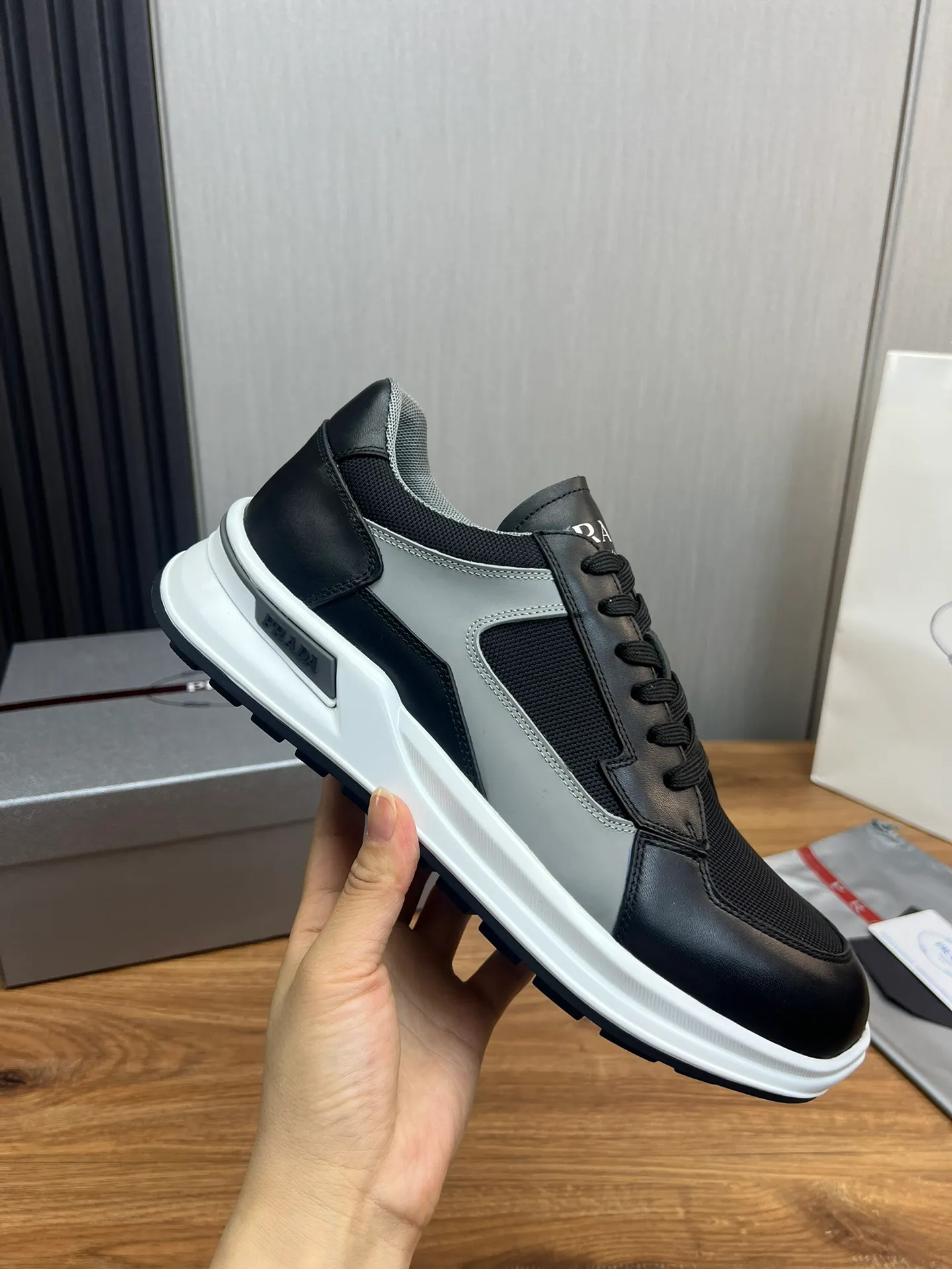 Men's shoes 💰620💰 [PRADA] Men's shoes are popular in the counter, official website is synchronized, 1 high-quality shipment ✔️Original cowhide stitching mesh + cowhide lining, 1🆚1 replica, original original bottom, 38-45 (45 customized, non-refundable)